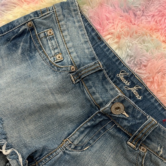 Guess Jean shorts size 29 - Picture 3 of 4